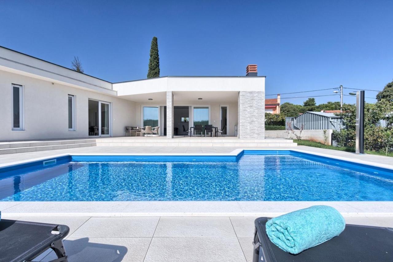 Aura Villa Pula